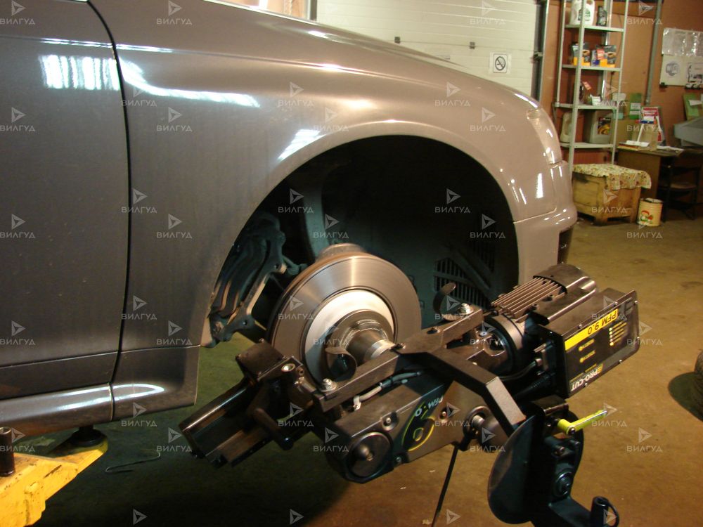 Проточка тормозных дисков Chrysler в Сургуте
