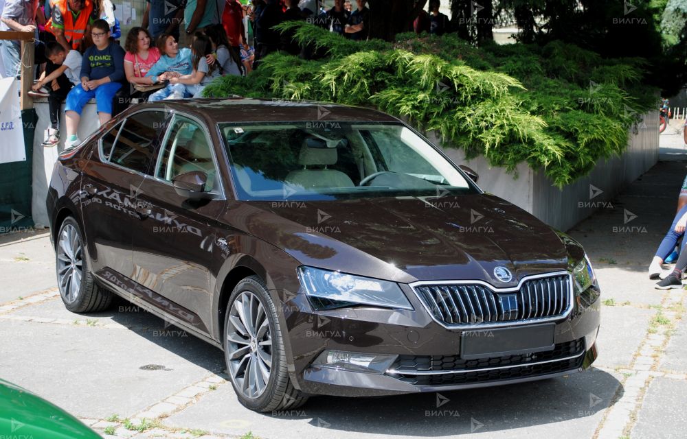 Диагностика двигателя Škoda Superb в Сургуте