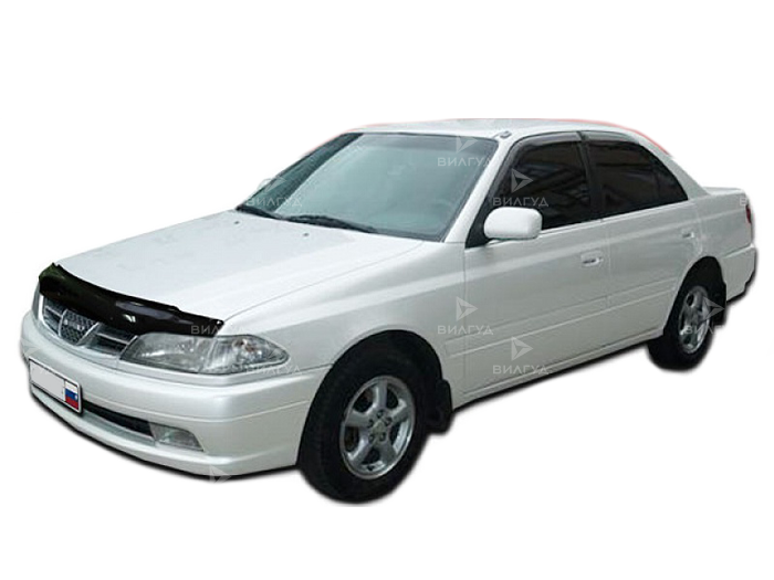 Установка защиты картера Toyota Carina в Сургуте