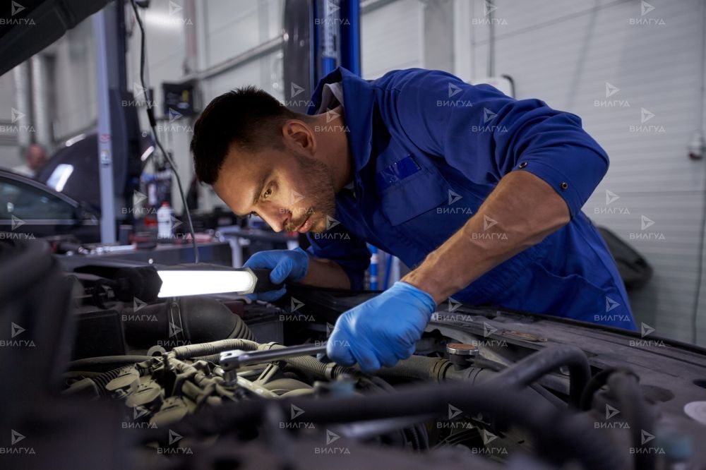 Замена гидрокомпенсаторов АКПП Mazda в Сургуте