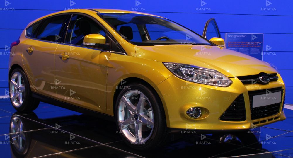 Замена расширительного бачка Ford Focus в Сургуте