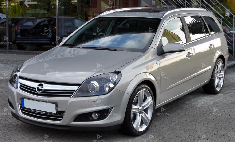 Замена датчика положения дроссельной заслонки Opel Astra в Сургуте